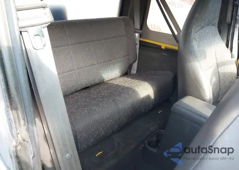 2001 Jeep Wrangler Sport z USA, uszkodzony, nr VIN 1J4FA49S31P303635